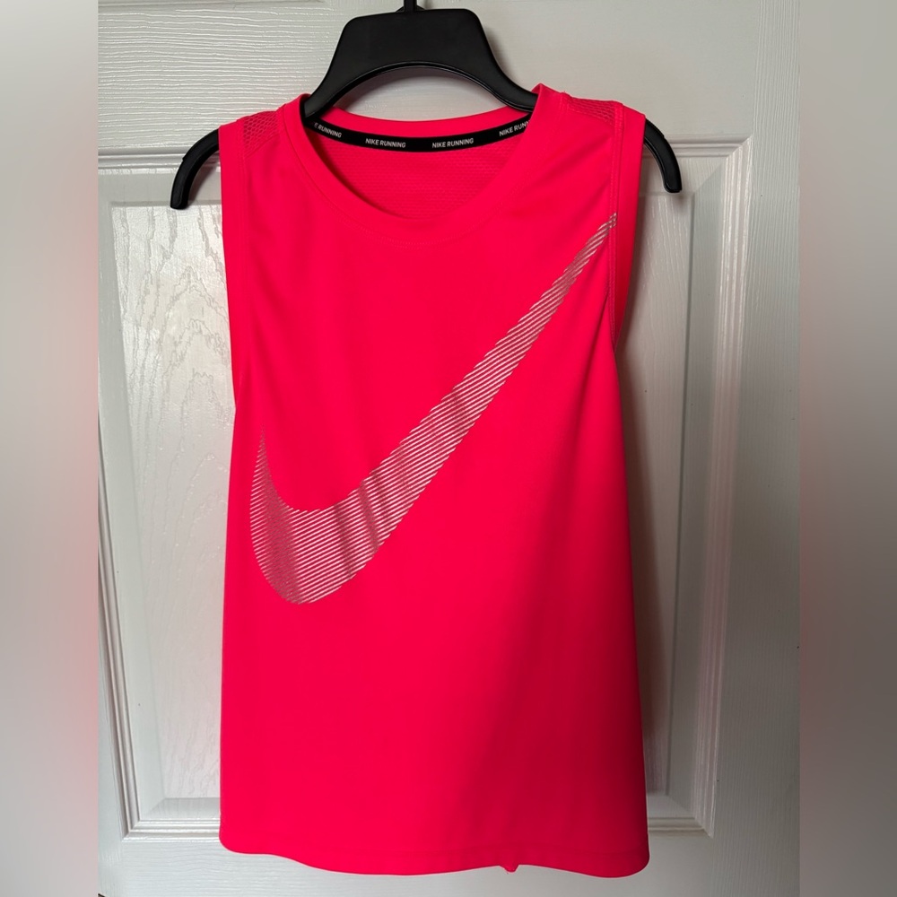 Nike Women's Vibrant Pink/coral Muscle Tee
